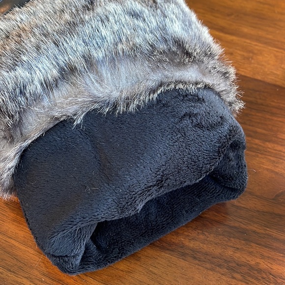 NEVER WORN MICHAEL KORS BLACK TALL LEATHER & FAUX FUR BOOTS SIZE 7 - BEAUTIFUL! - Picture 11 of 11